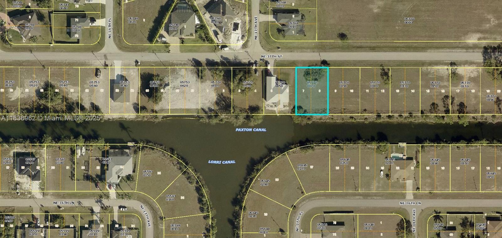 1706 NE 37th St, Cape Coral, Florida image 1