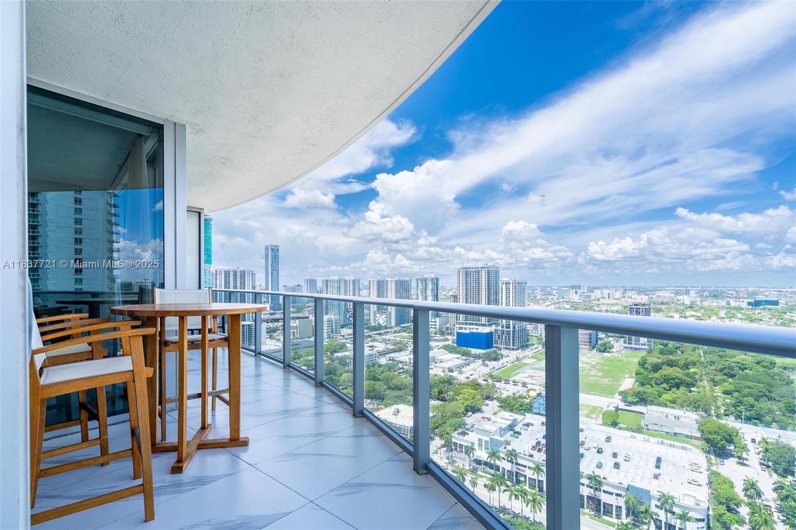 Property photo # 9