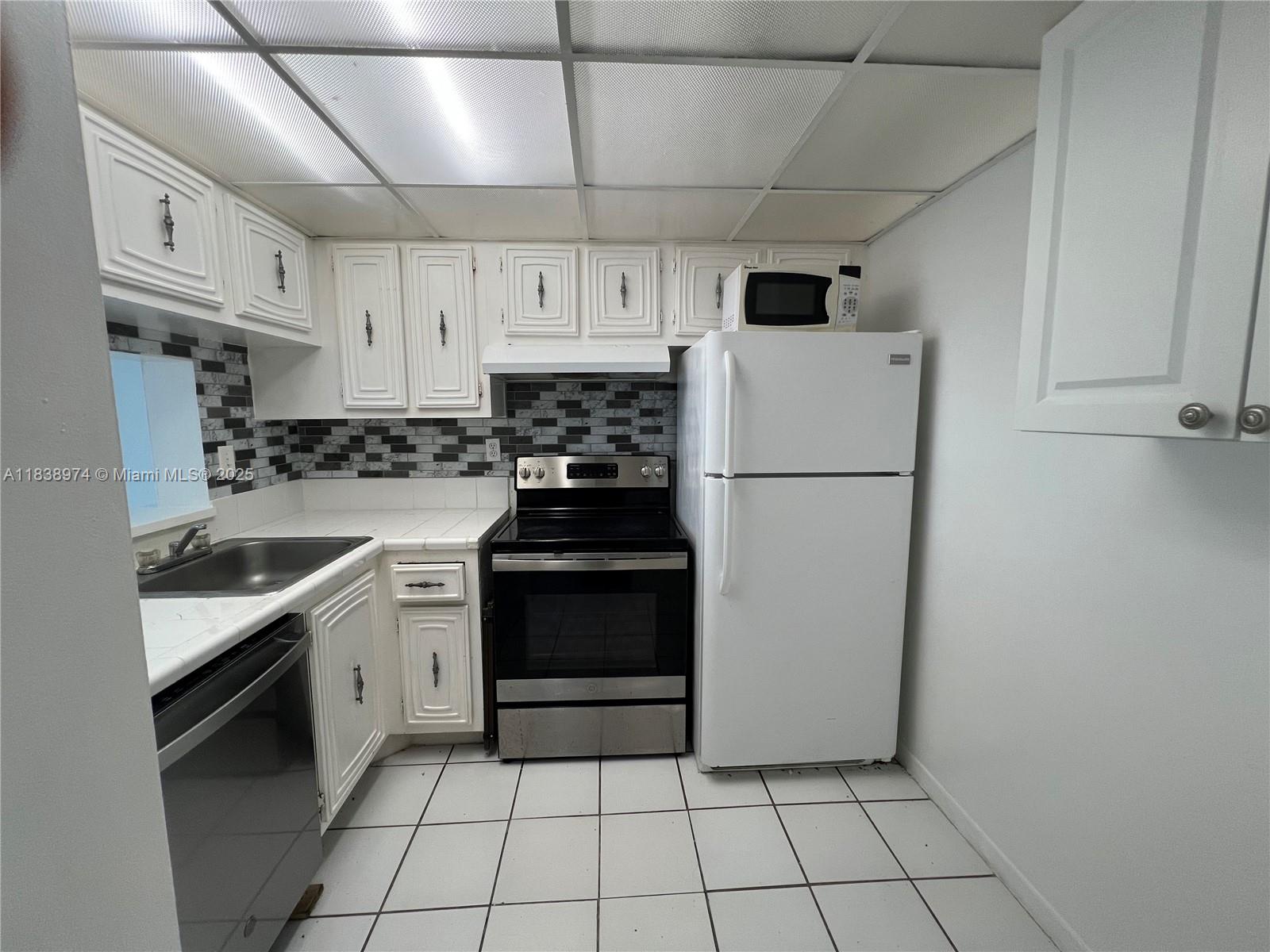 Property photo # 9