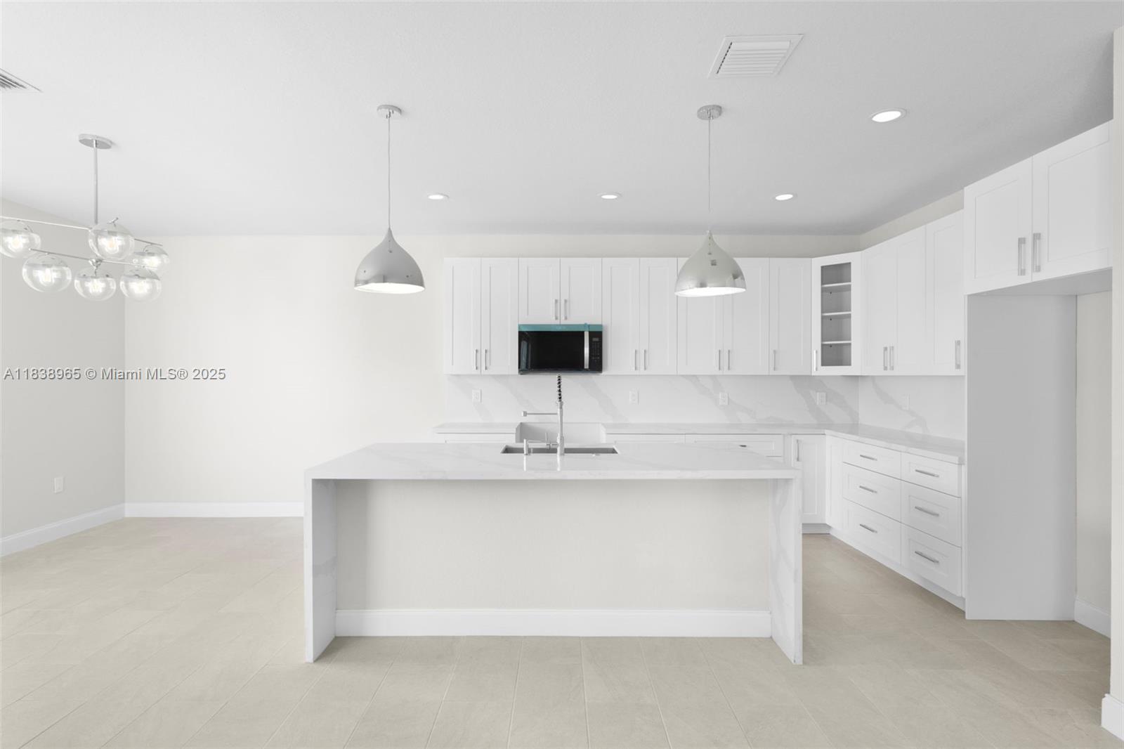 3451 SW 19th St, Fort Lauderdale, Florida image 6