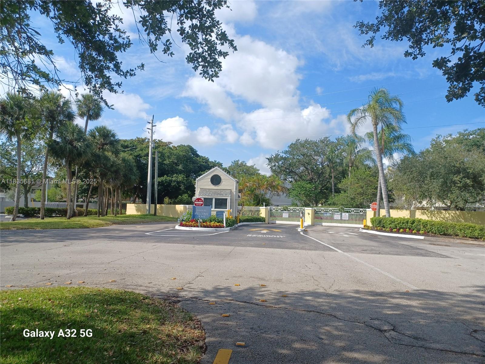 3421 NW 44th St #103, Oakland Park, Florida image 7