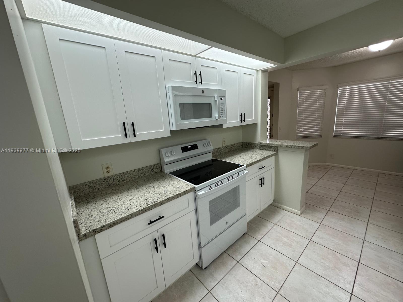 Property photo # 0