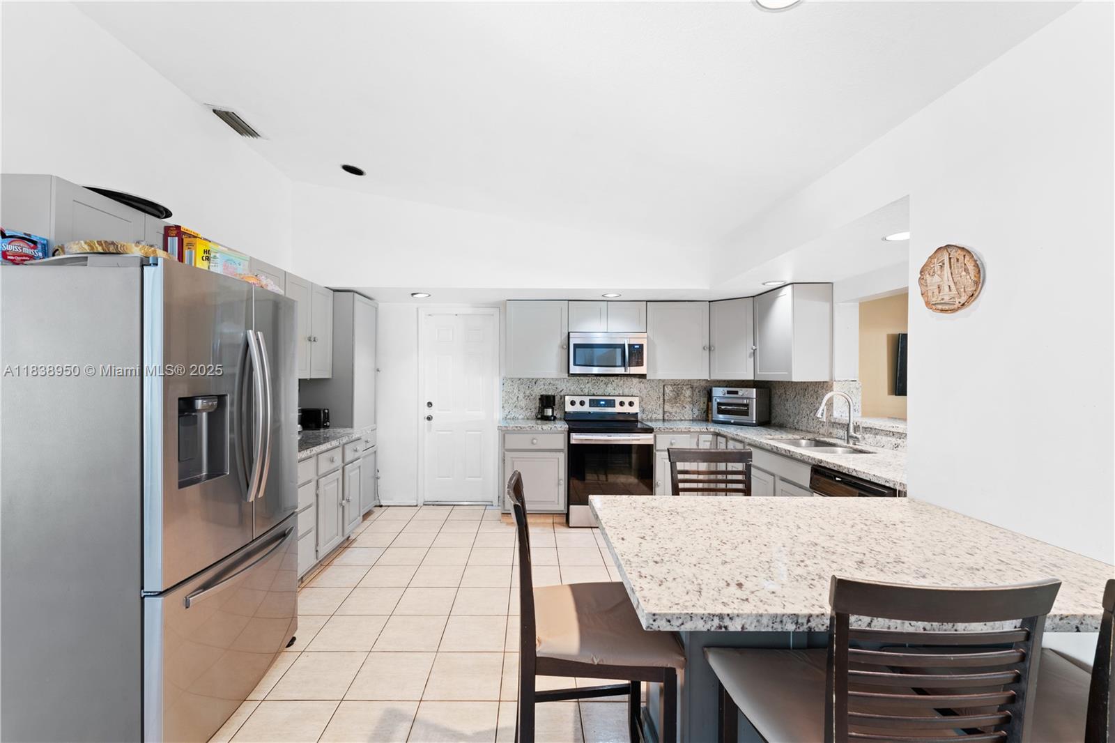 21505 SW 97th Ct, Cutler Bay, Florida image 4