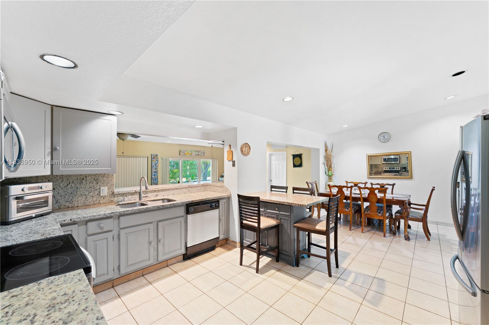 21505 SW 97th Ct, Cutler Bay, Florida image 5