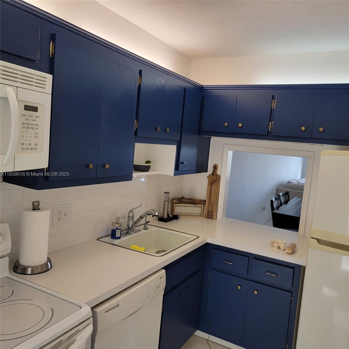 Property photo # 4