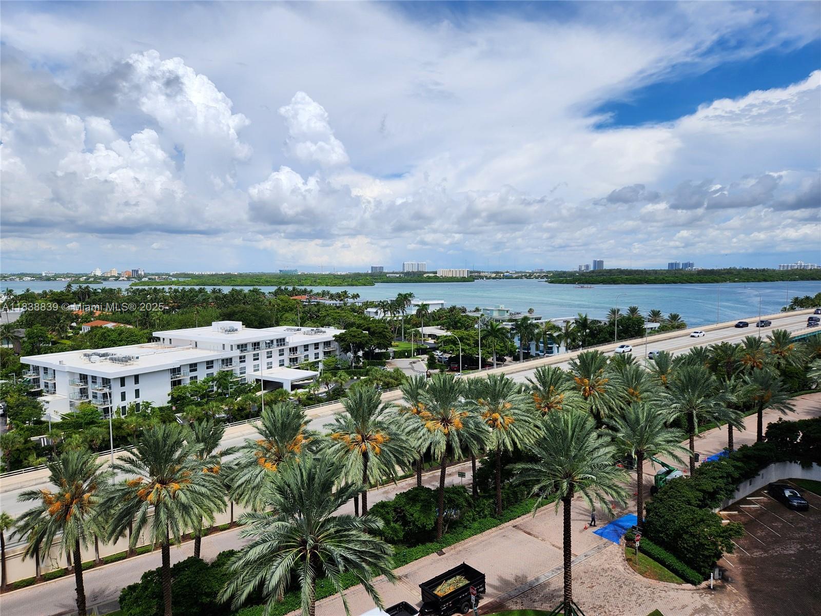 Apartamento para Alugar em Bal Harbour, FL