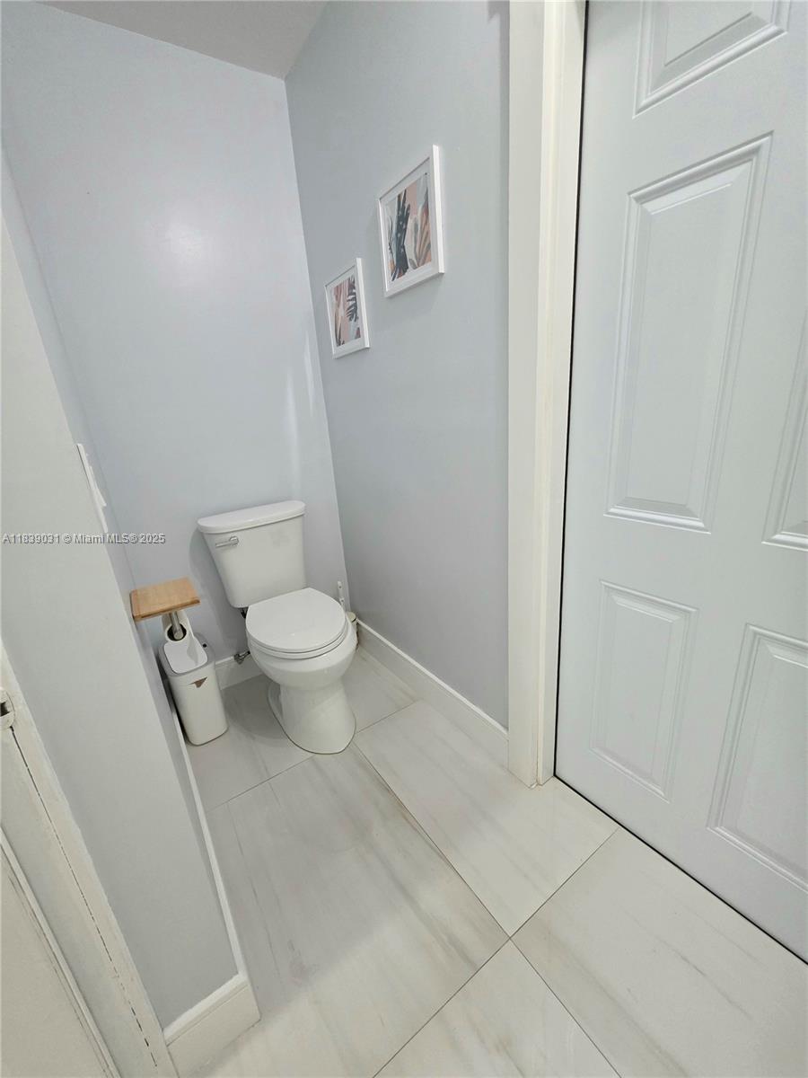 10120 NW 71st Pl, Tamarac, Florida image 25