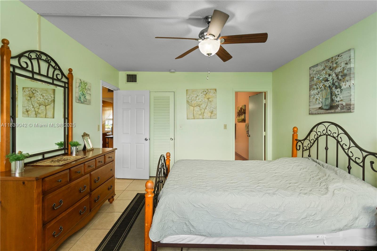 3181 S Ocean Dr #103, Hallandale Beach, Florida image 40