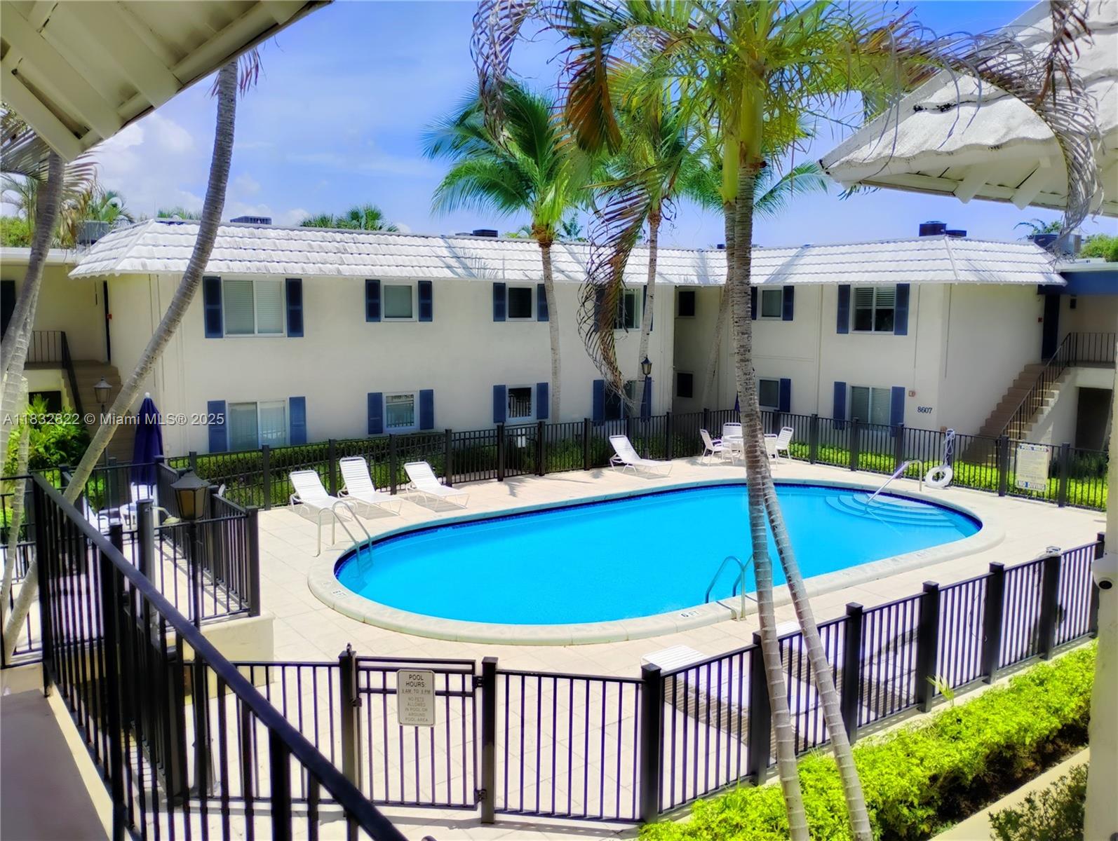 8605 SW 68th Ct #22, Pinecrest, Florida image 5