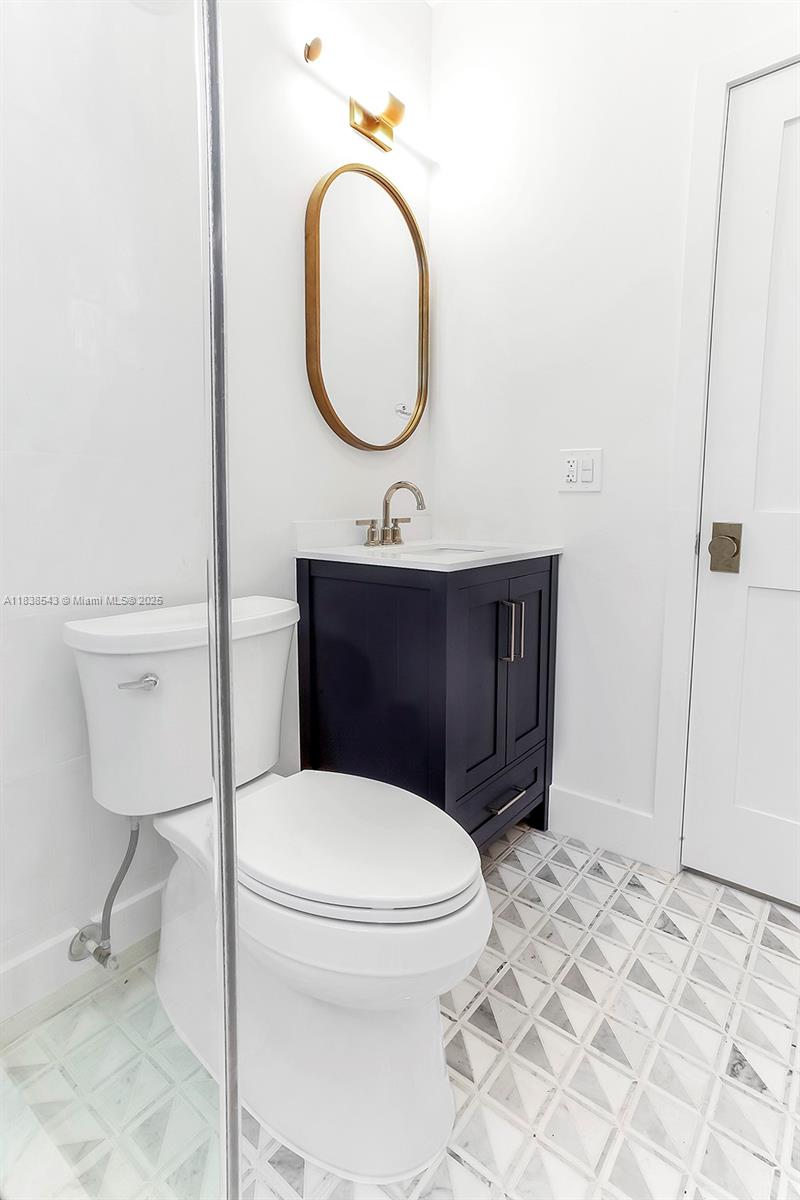 Residential, Miami Beach, Florida image 23