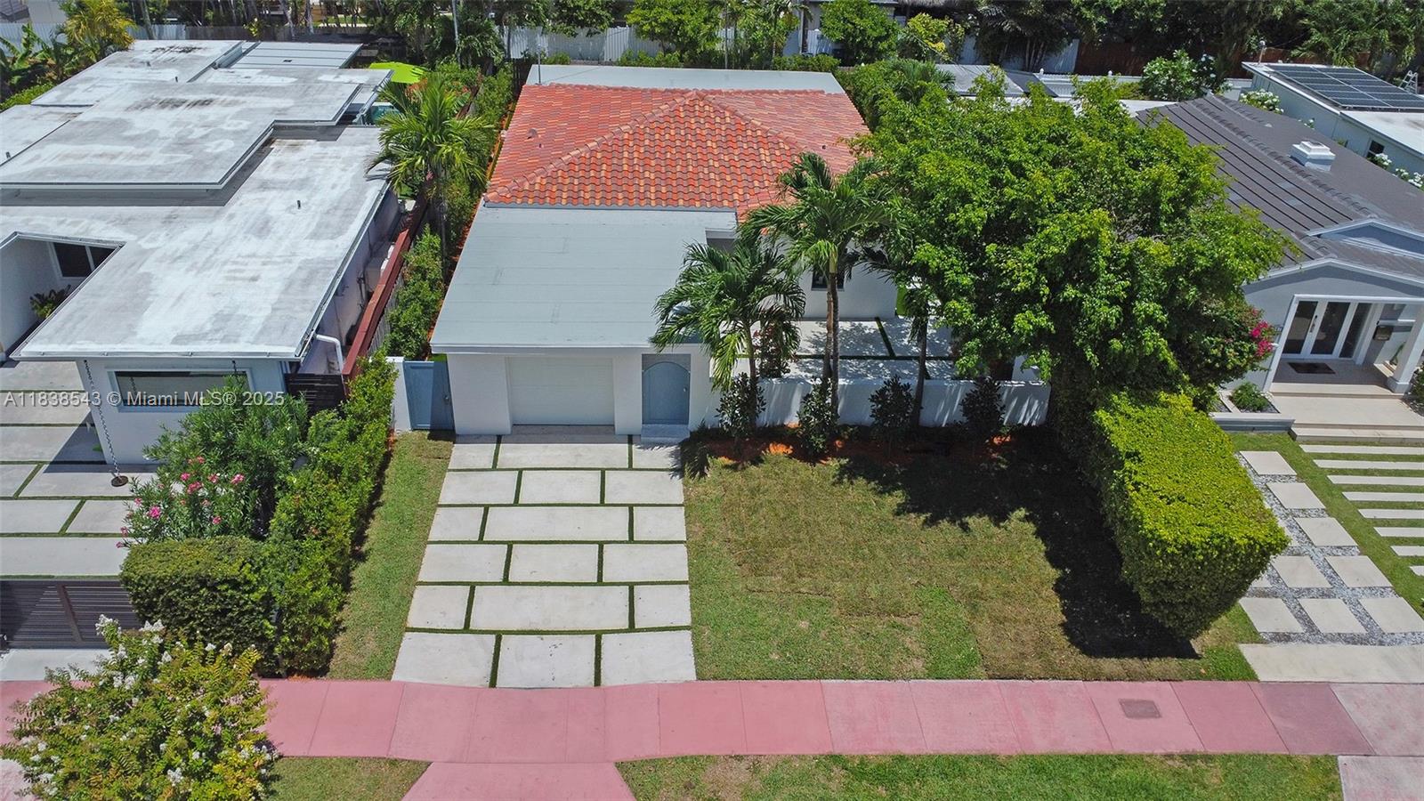 Residential, Miami Beach, Florida image 38