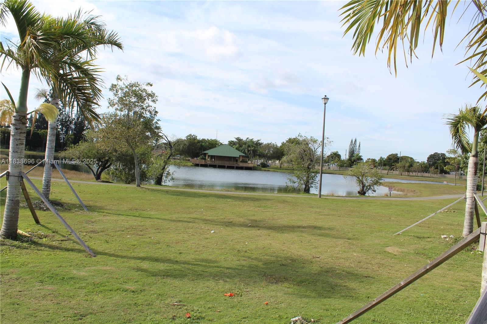 496 SW 9th Ave, Florida City, Florida image 37