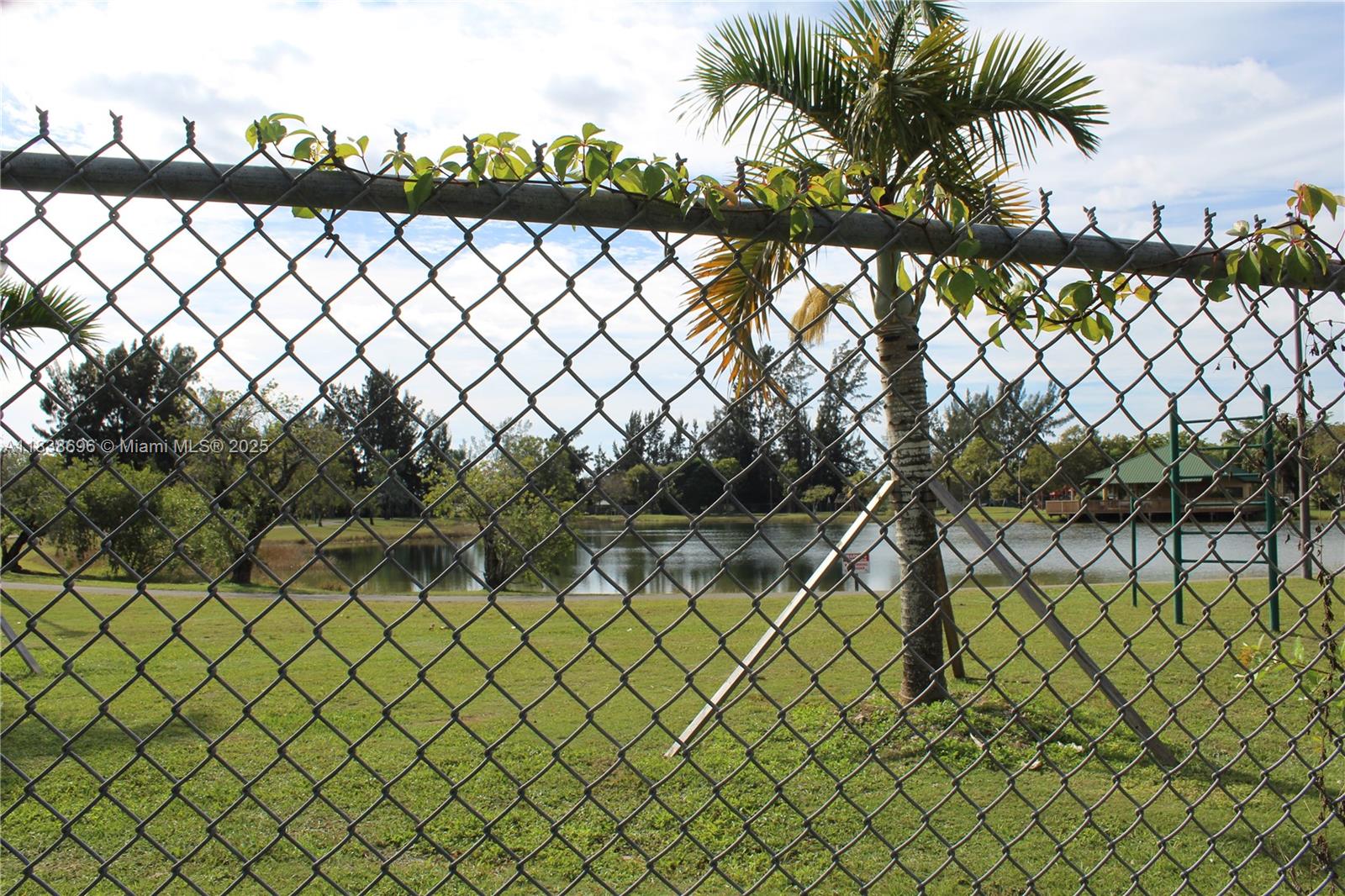 496 SW 9th Ave, Florida City, Florida image 40