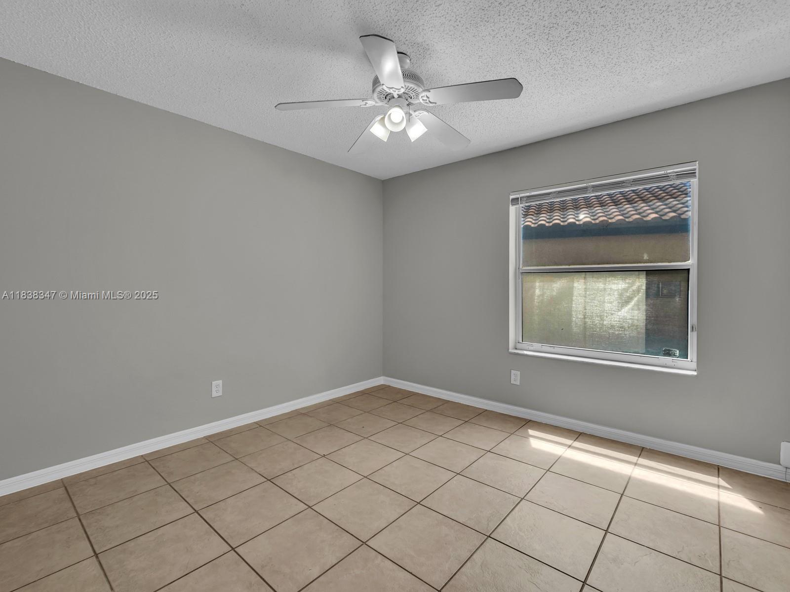18232 SW 5th St, Pembroke Pines, Florida image 14