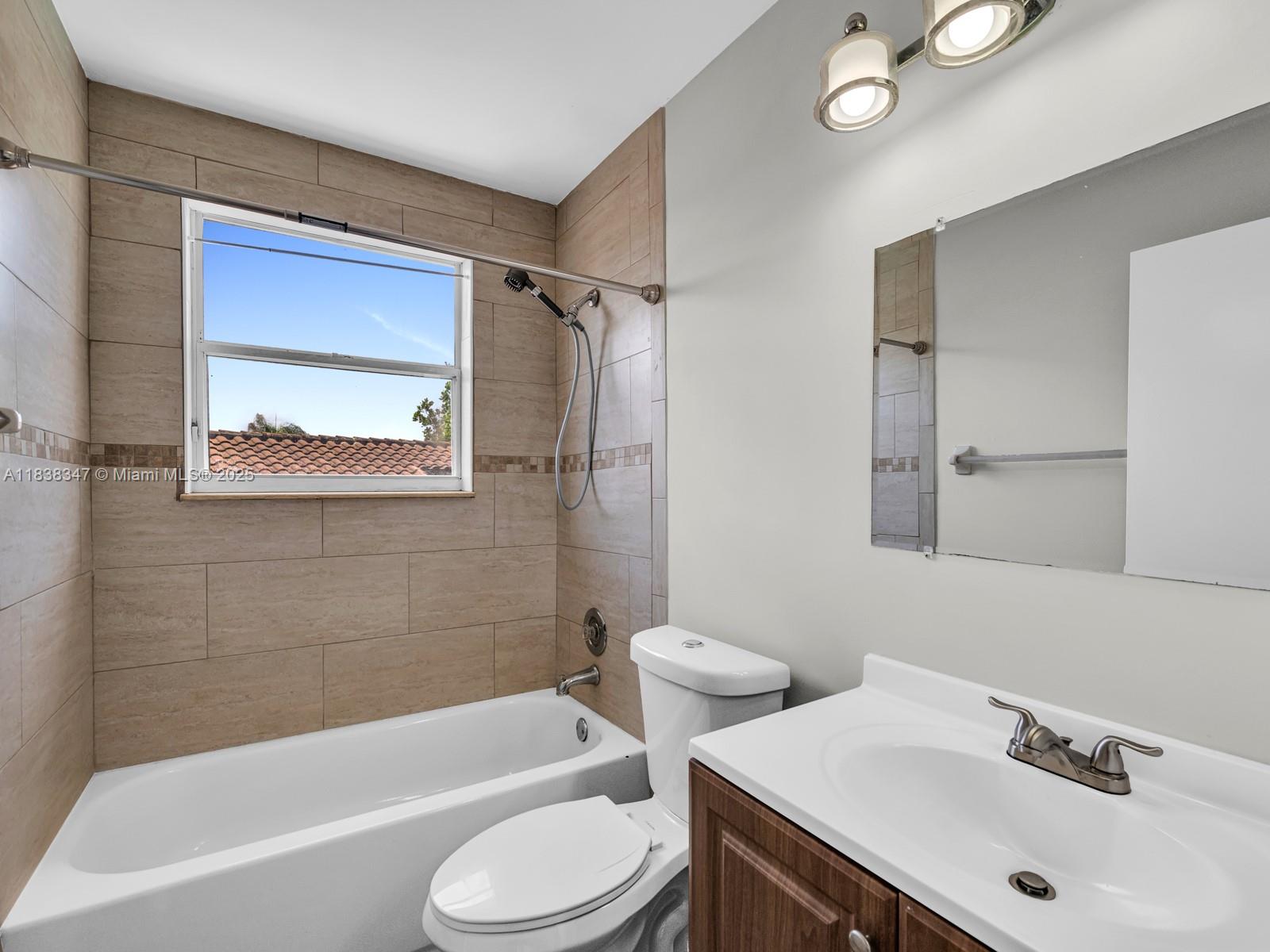 18232 SW 5th St, Pembroke Pines, Florida image 23