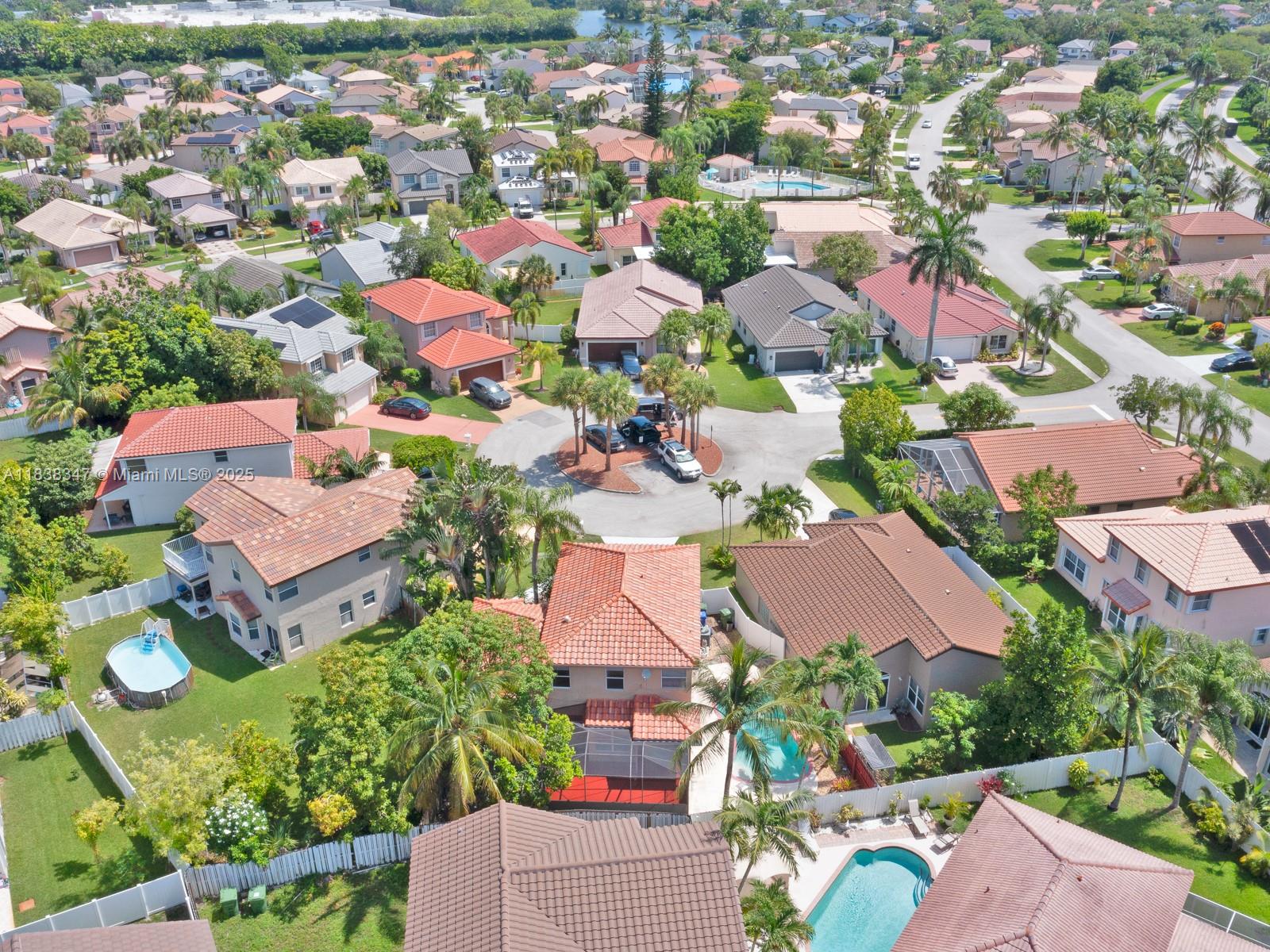 18232 SW 5th St, Pembroke Pines, Florida image 40