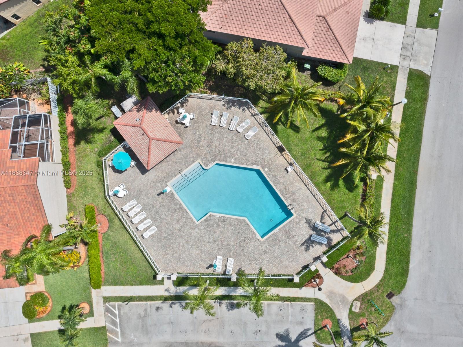 18232 SW 5th St, Pembroke Pines, Florida image 47