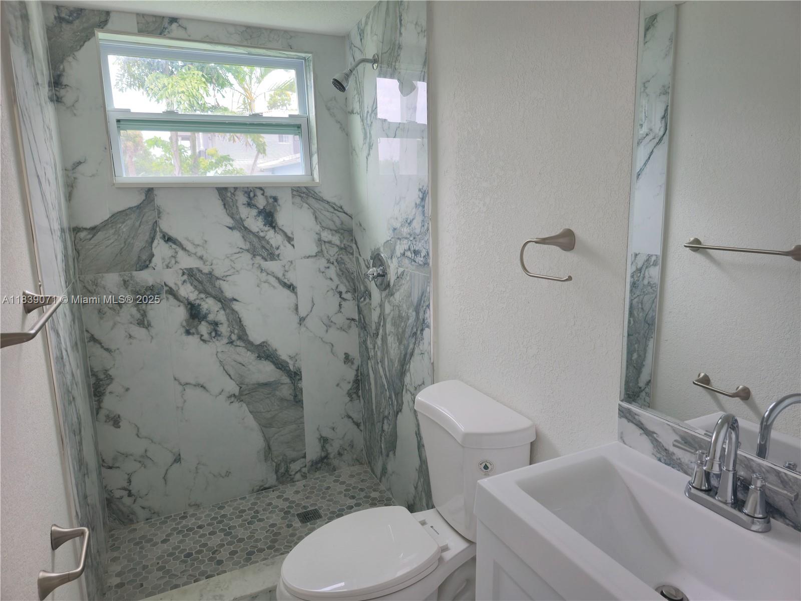 1141 SW 8th Ter, Fort Lauderdale, Florida image 11