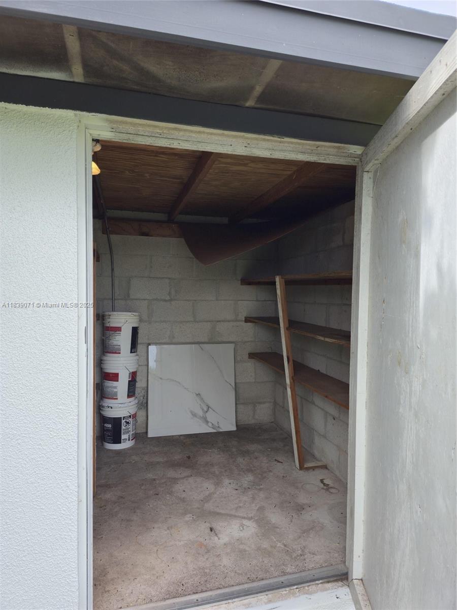 1141 SW 8th Ter, Fort Lauderdale, Florida image 20