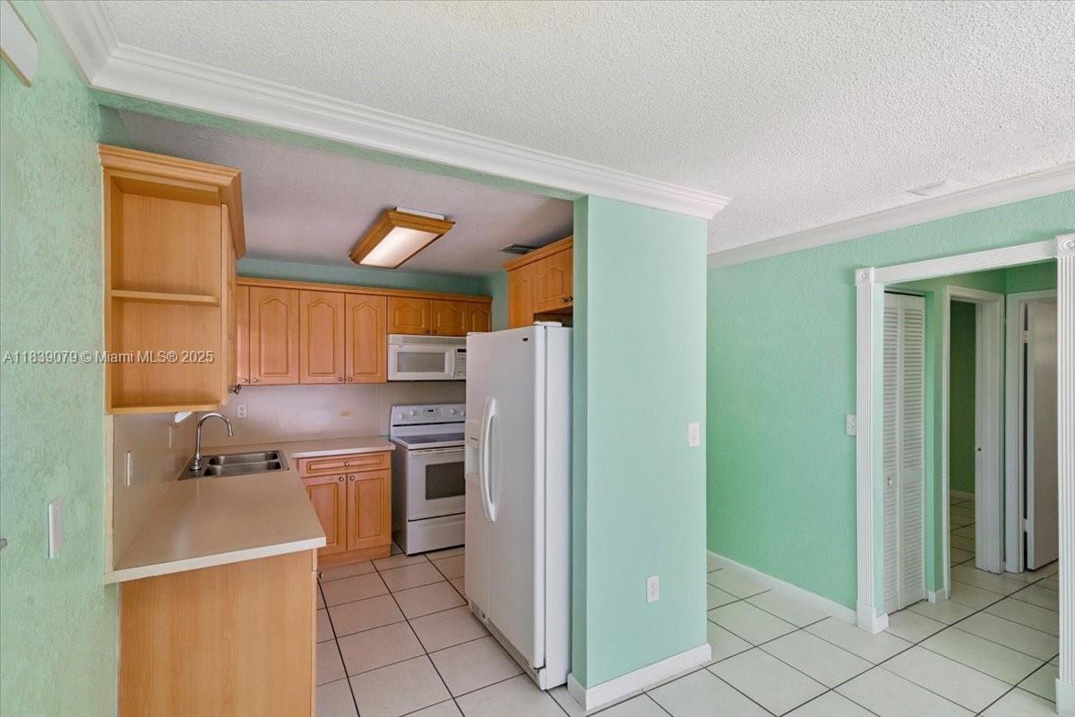 Property photo # 8