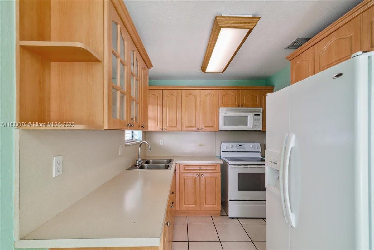 Property photo # 4
