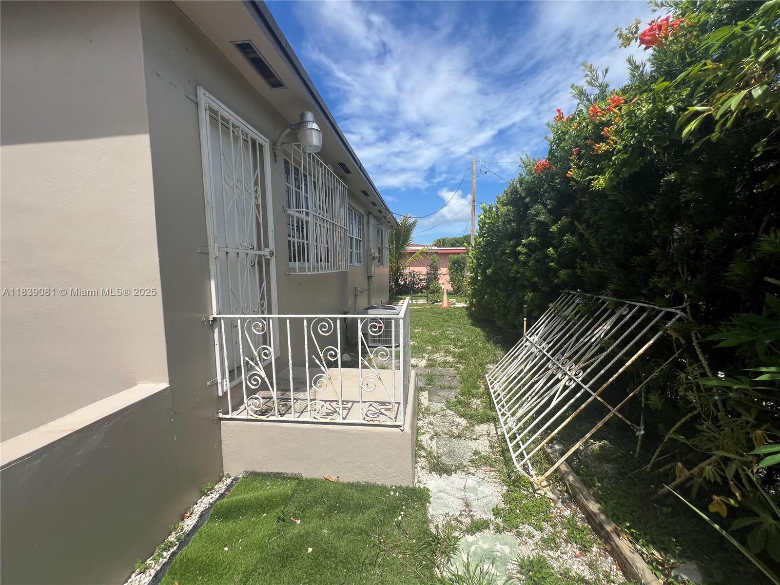 1190 NW 135th St, North Miami, Florida image 12