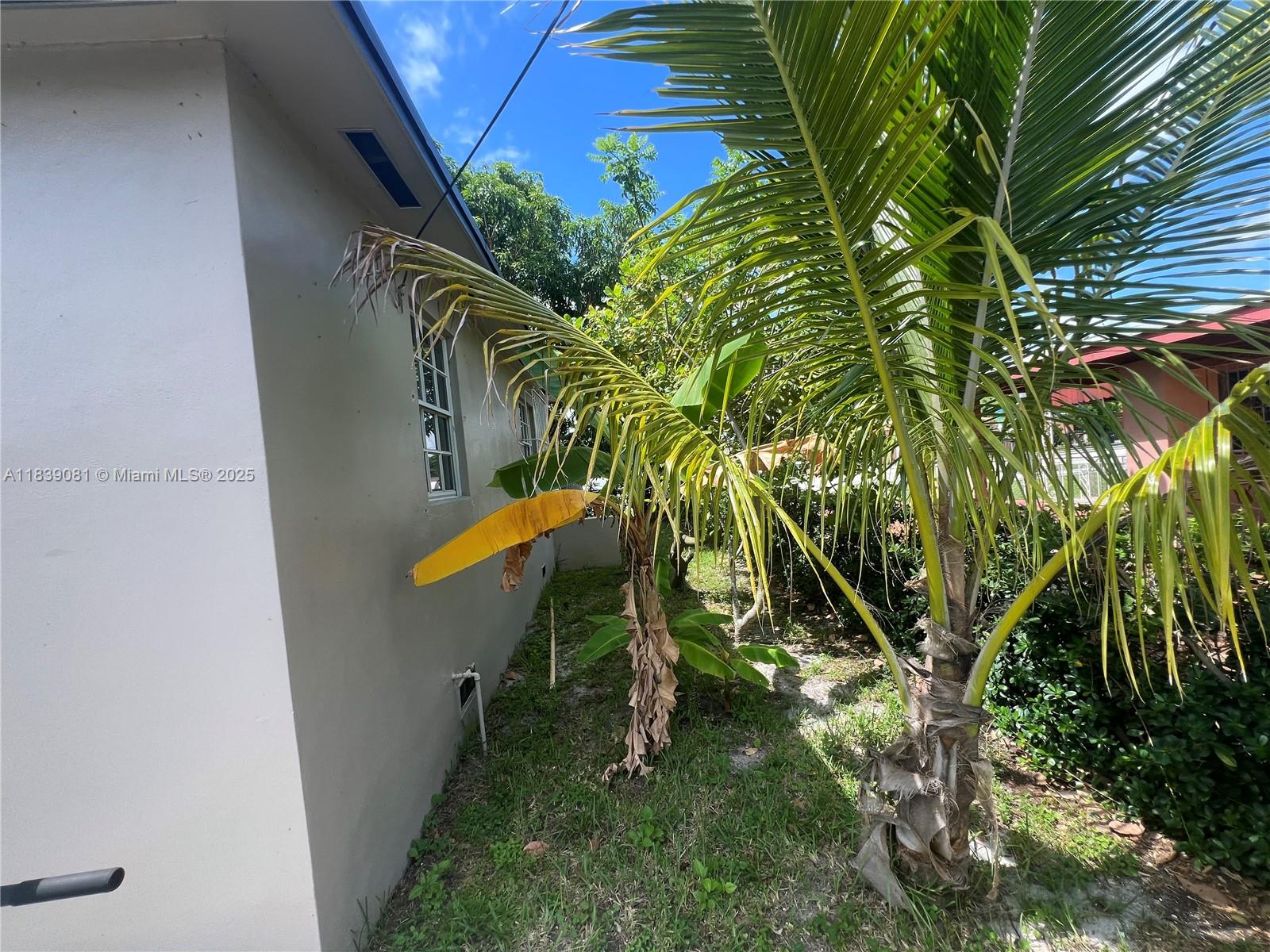 1190 NW 135th St, North Miami, Florida image 18