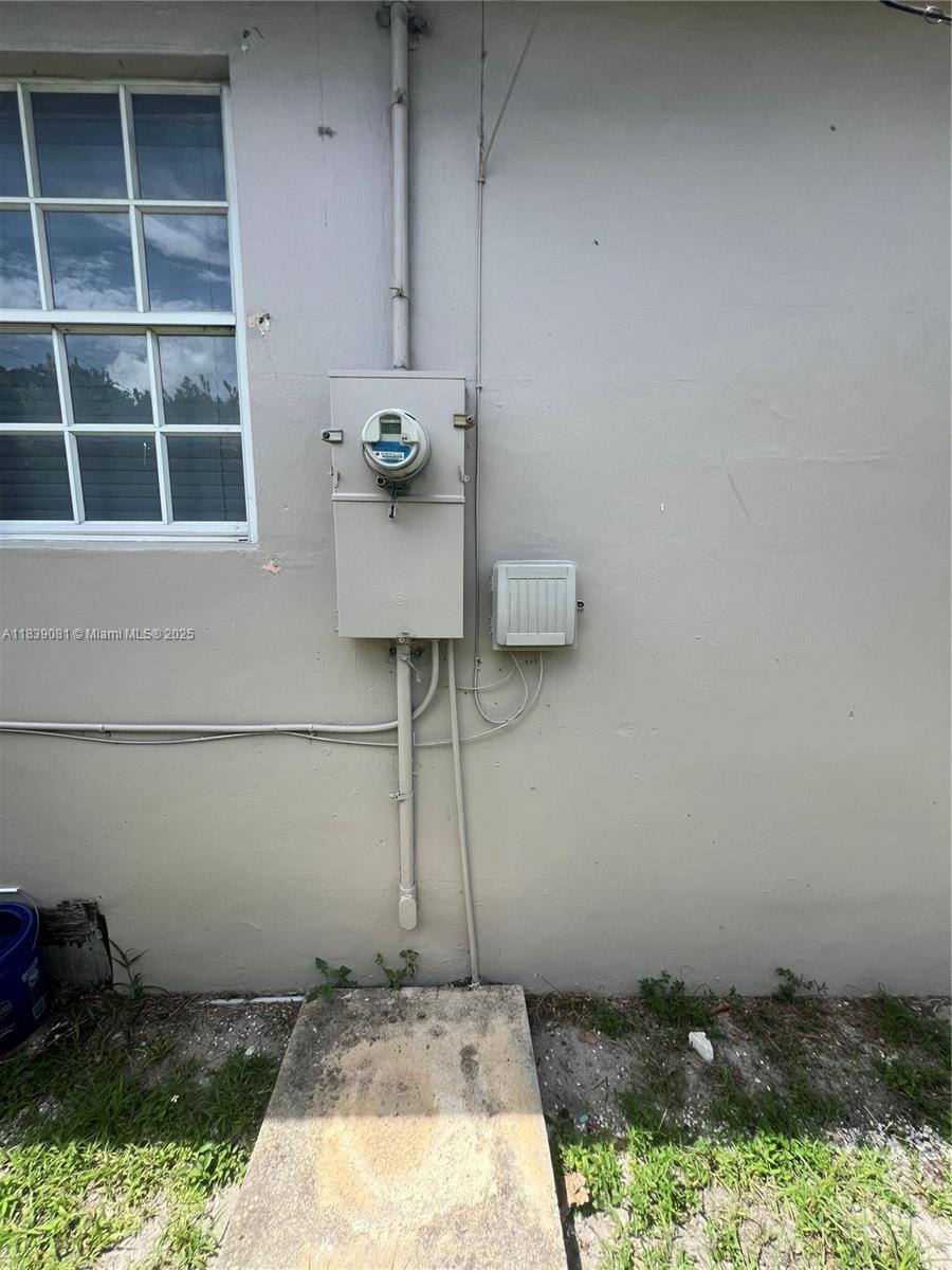 1190 NW 135th St, North Miami, Florida image 19