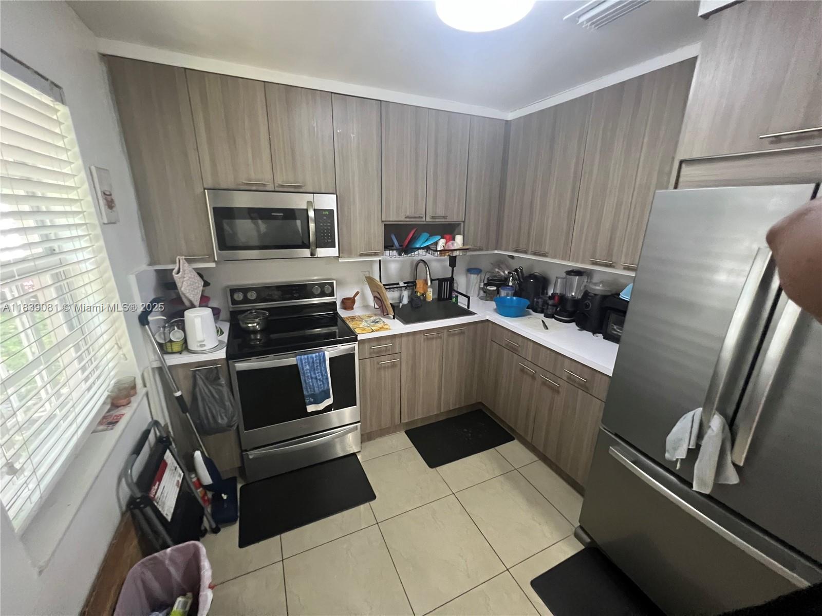 1190 NW 135th St, North Miami, Florida image 39