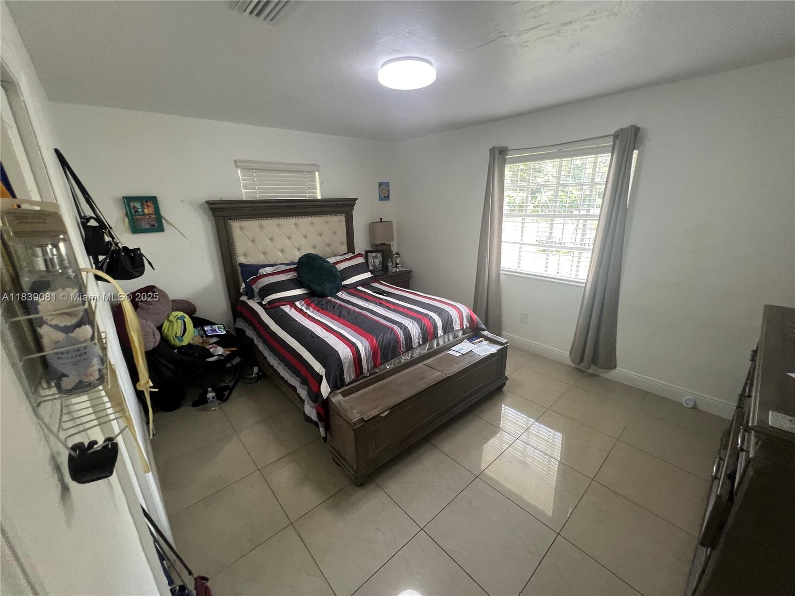 1190 NW 135th St, North Miami, Florida image 49