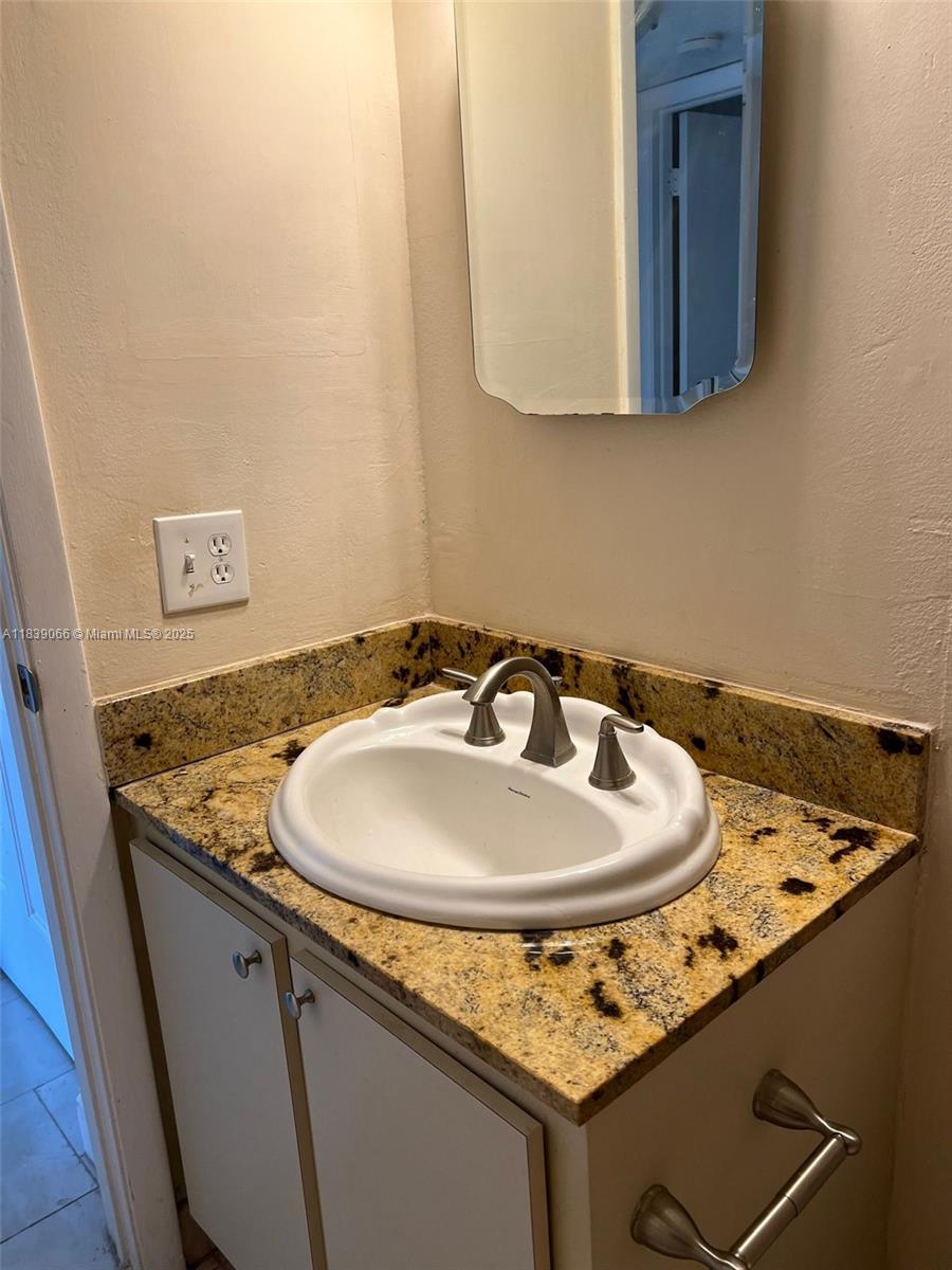 8200 SW 210th St #308, Cutler Bay, Florida image 15