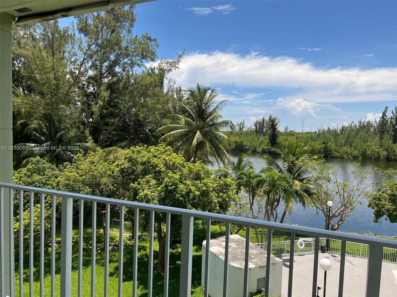 8200 SW 210th St #308, Cutler Bay, Florida image 25