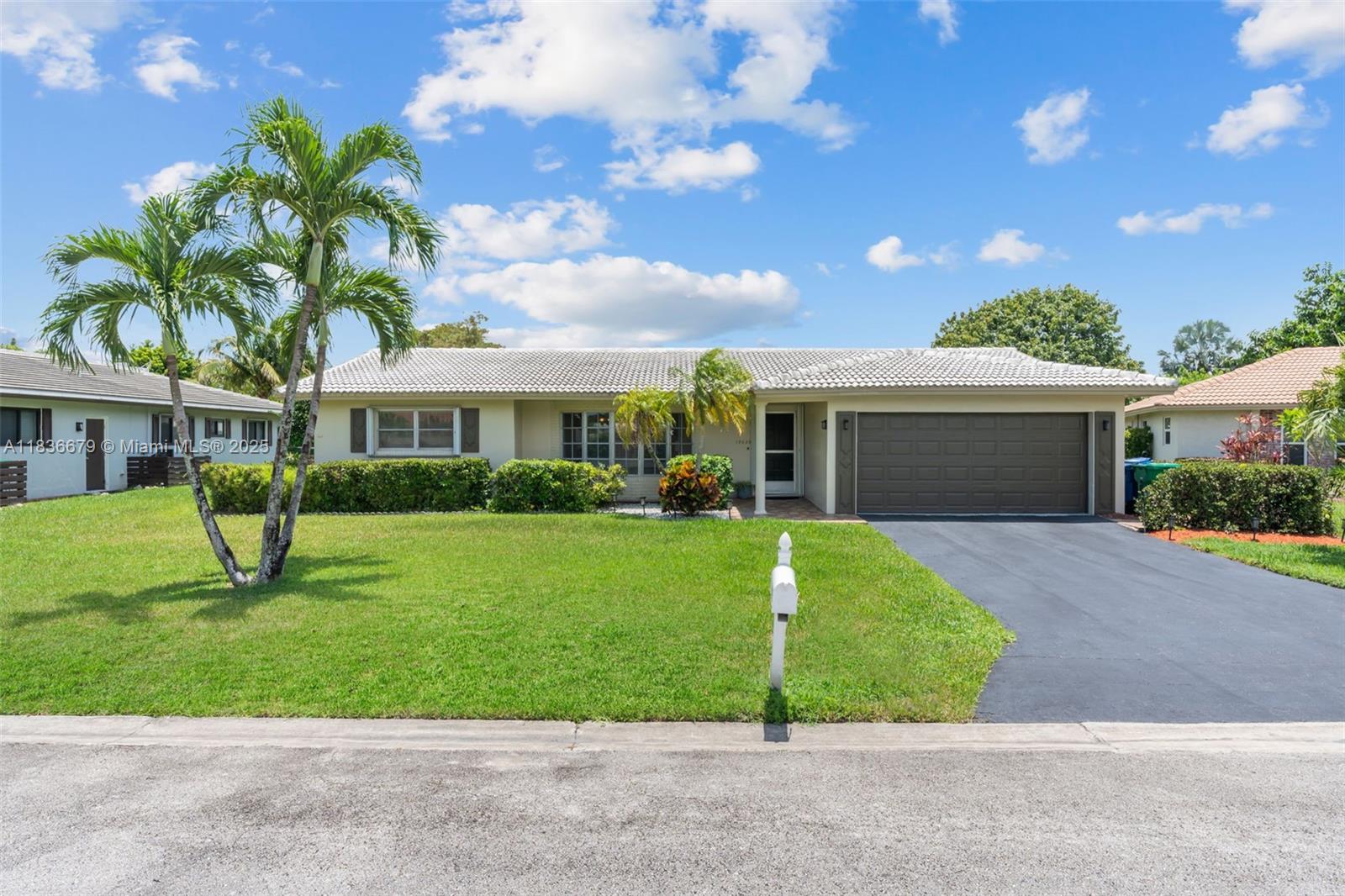 10620 NW 41st St, Coral Springs, Florida image 1