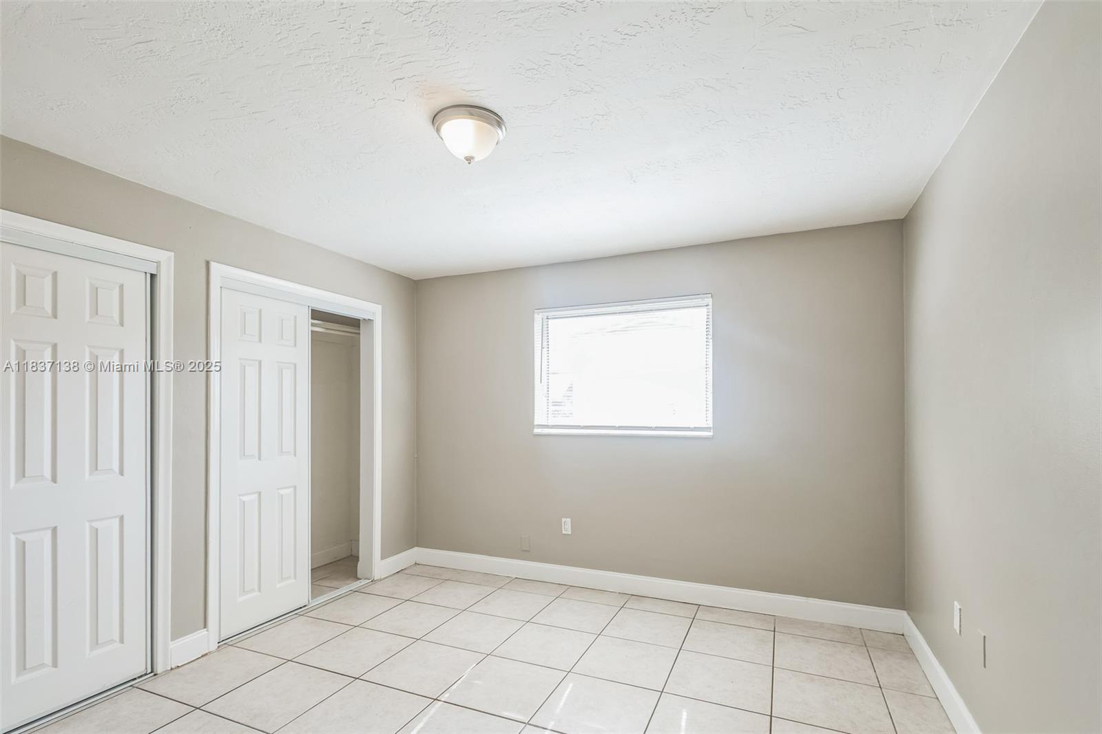 8390 NW 24th St, Sunrise, Florida image 11