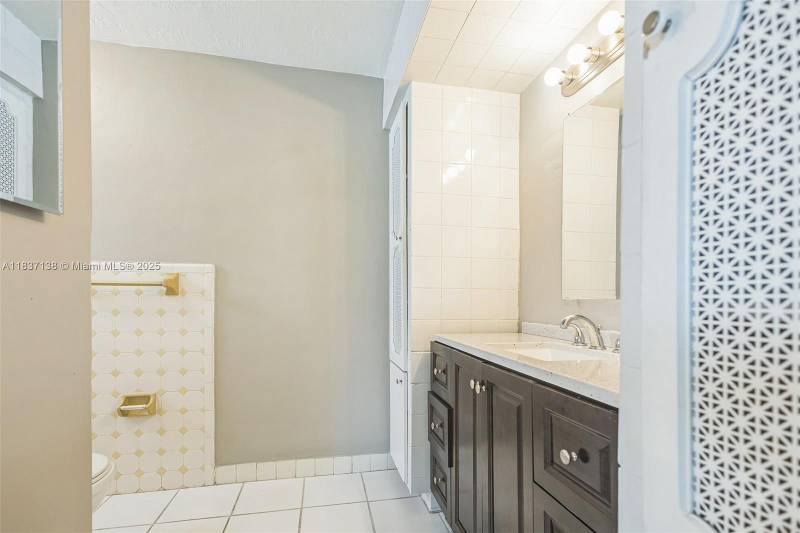 8390 NW 24th St, Sunrise, Florida image 14