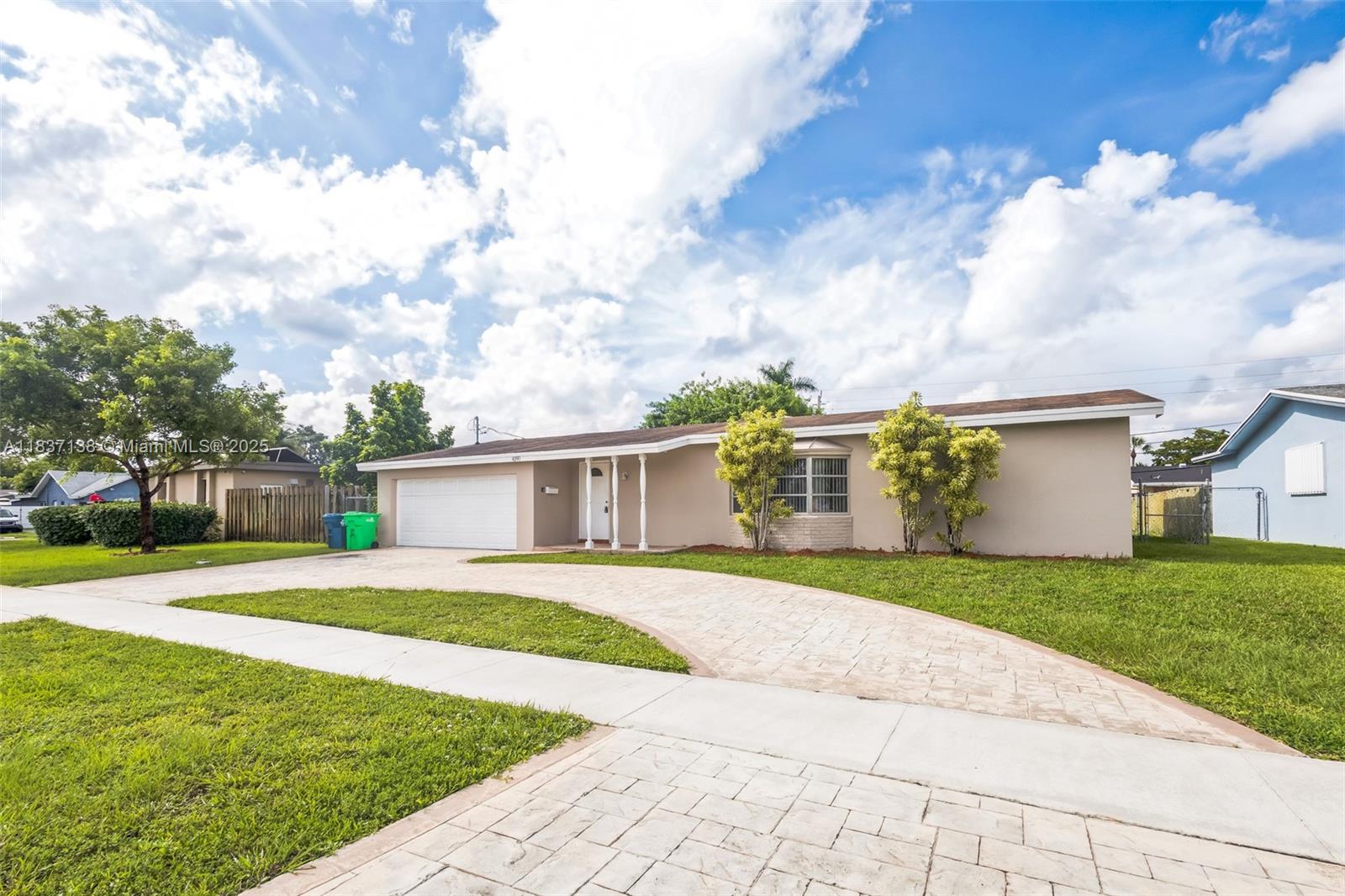 8390 NW 24th St, Sunrise, Florida image 2