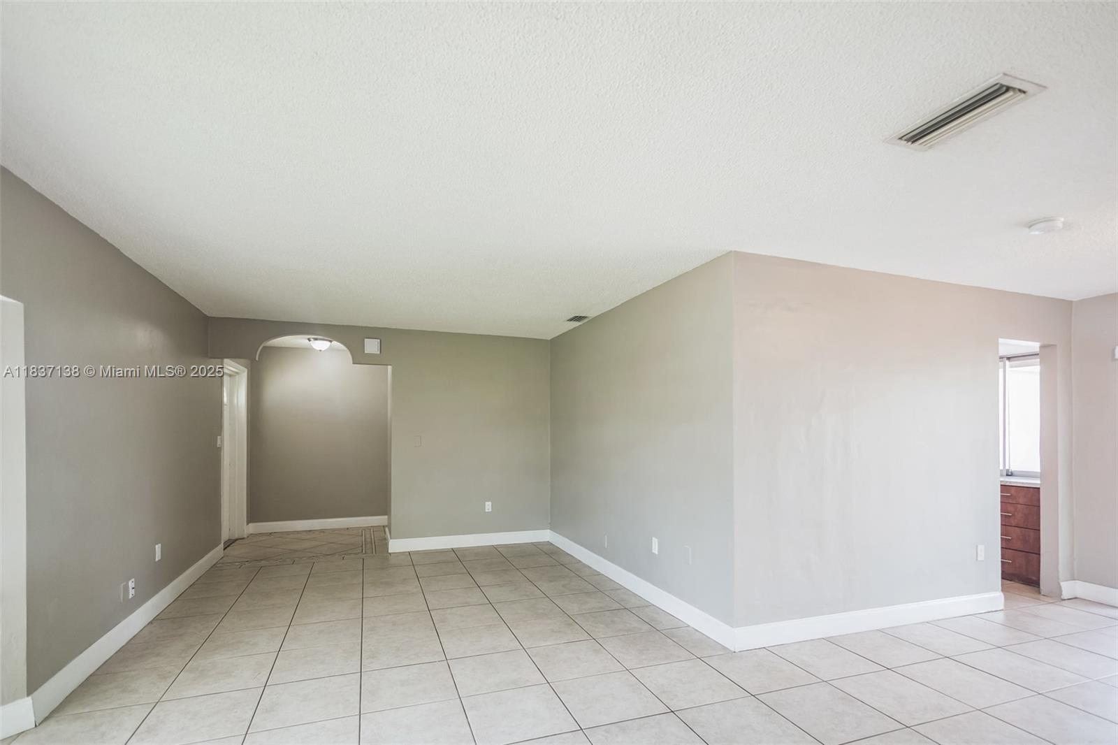 8390 NW 24th St, Sunrise, Florida image 20