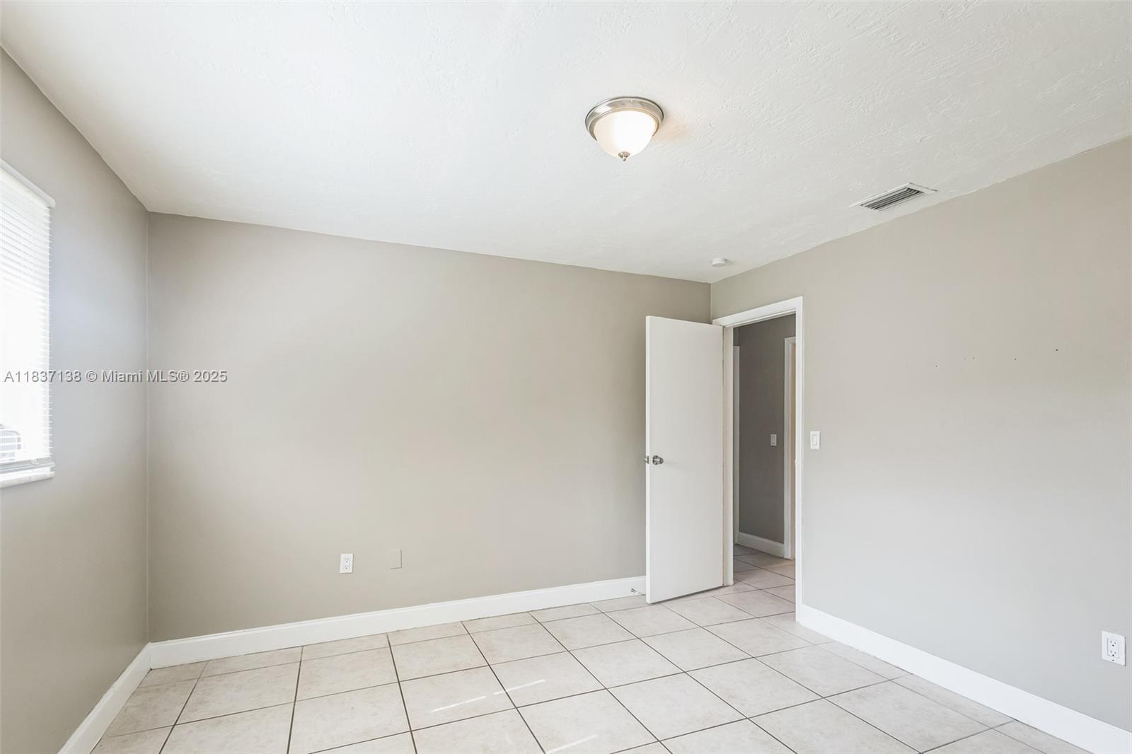 8390 NW 24th St, Sunrise, Florida image 23
