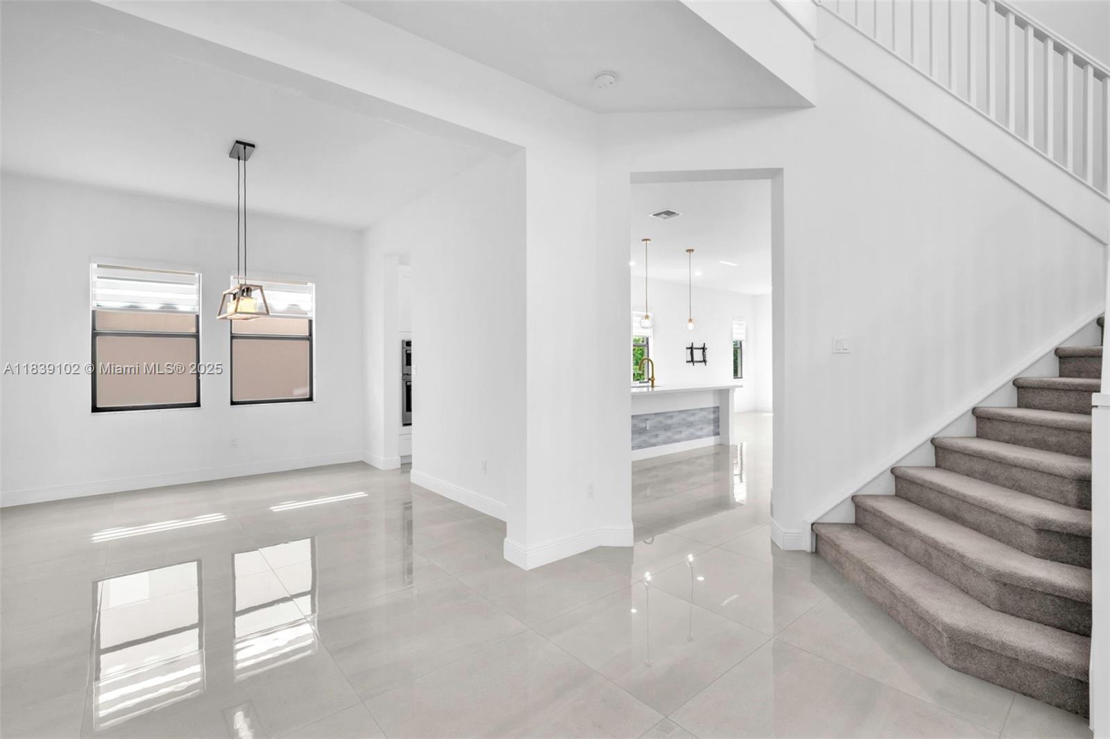 Property photo # 9