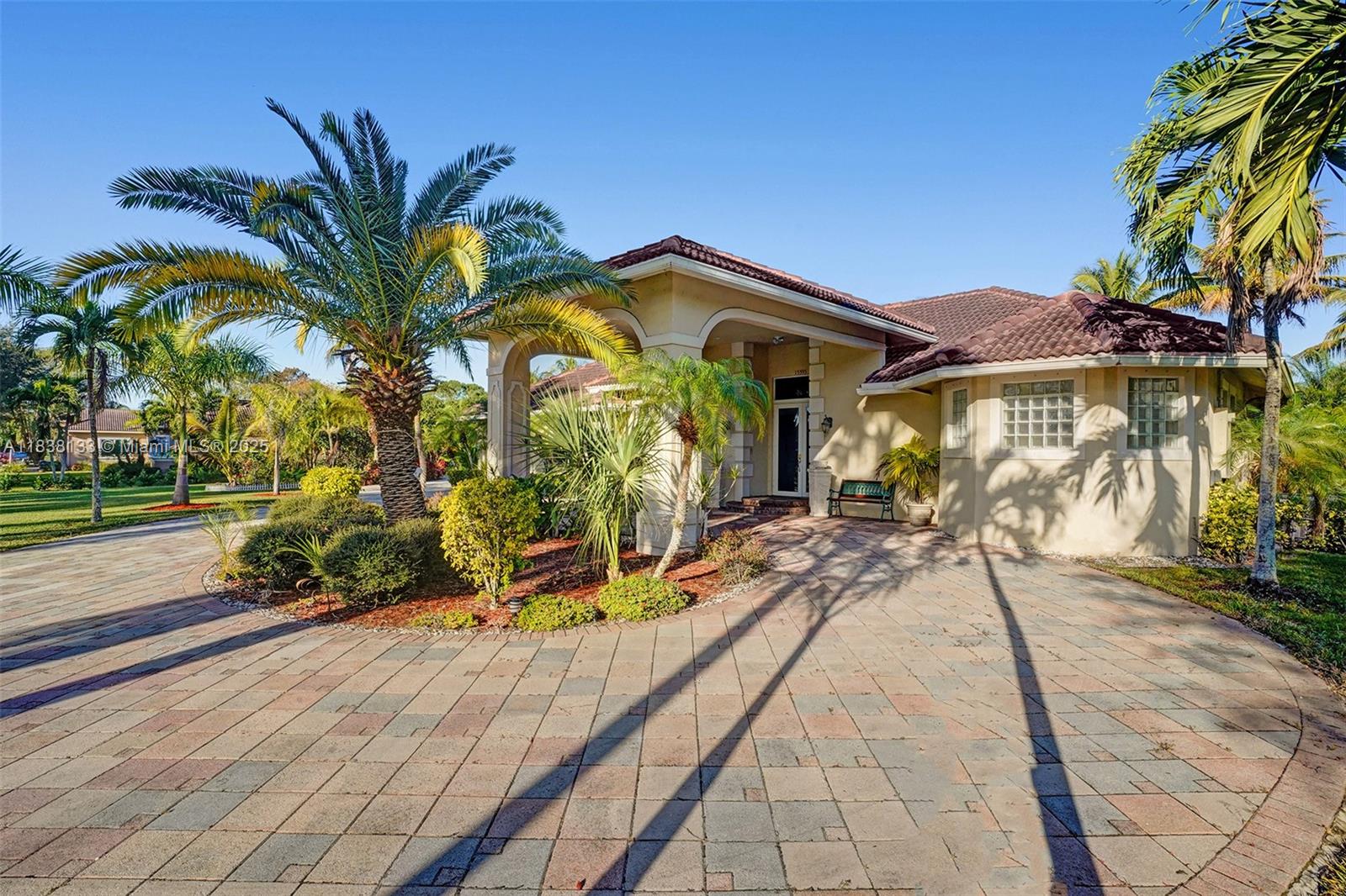 15595 Chandelle Pl, Wellington, Florida image 33