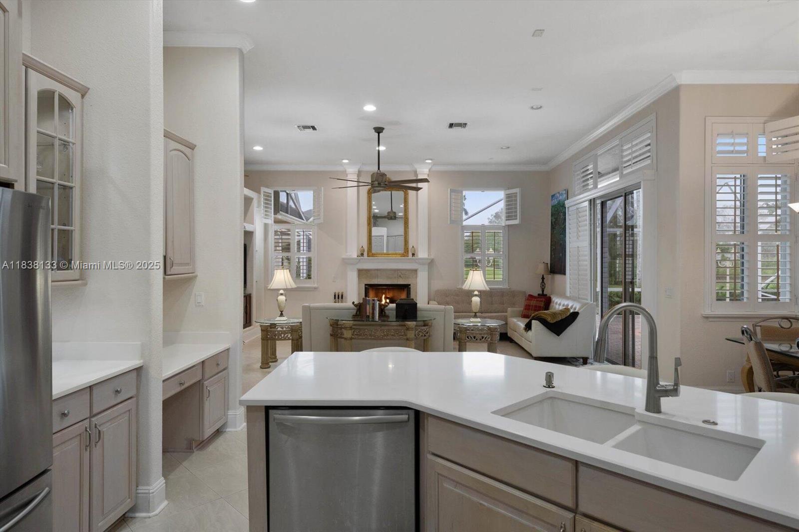 15595 Chandelle Pl, Wellington, Florida image 4