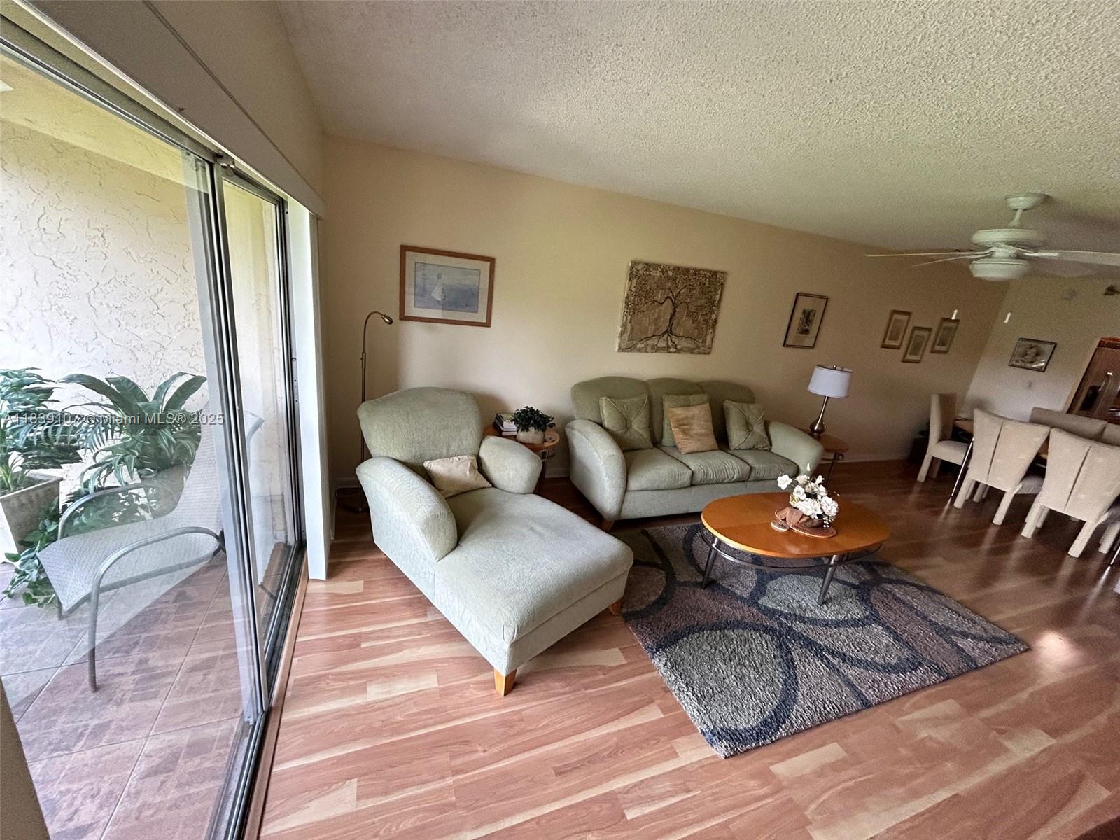 371 S Hollybrook Dr #308, Pembroke Pines, Florida image 16