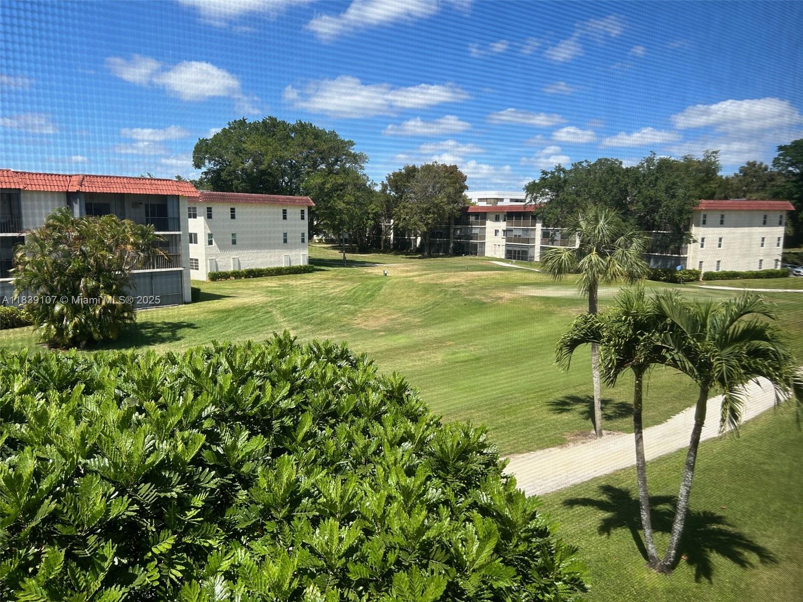 371 S Hollybrook Dr #308, Pembroke Pines, Florida image 43