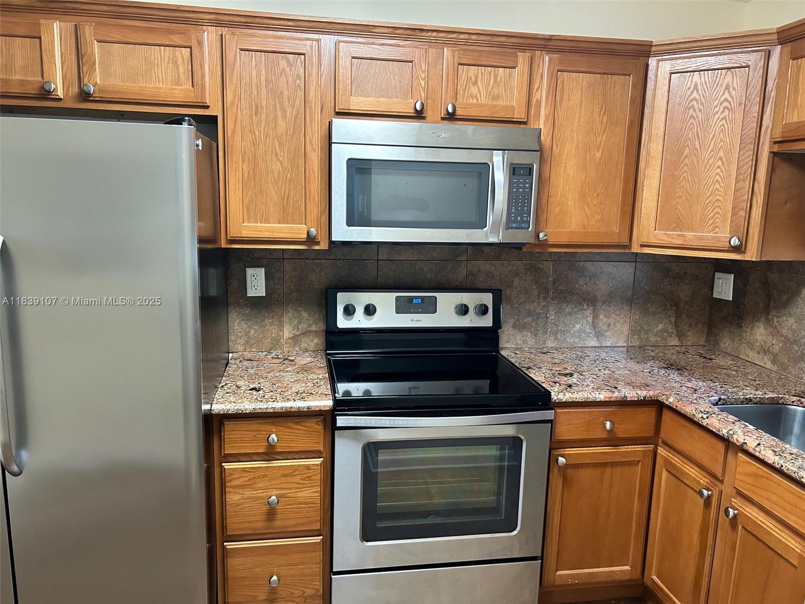 371 S Hollybrook Dr #308, Pembroke Pines, Florida image 7