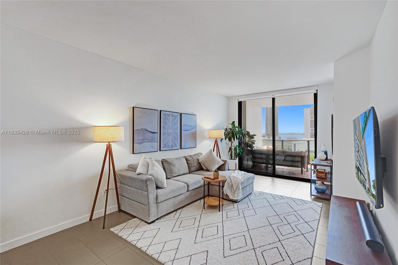 Property photo # 4