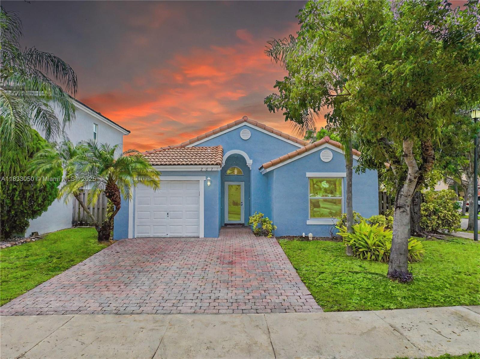 2075 SE 15th St, Homestead, Florida image 3