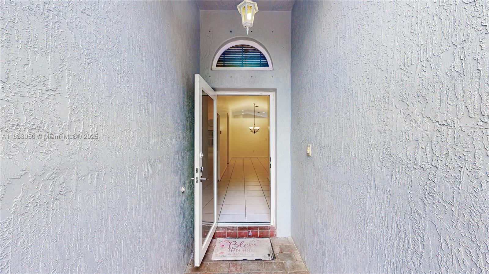 2075 SE 15th St, Homestead, Florida image 4