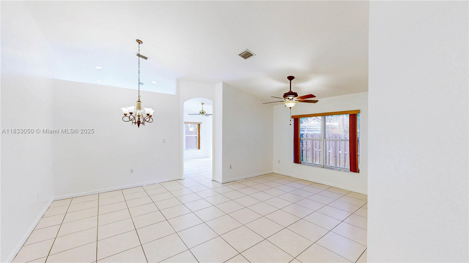 2075 SE 15th St, Homestead, Florida image 6