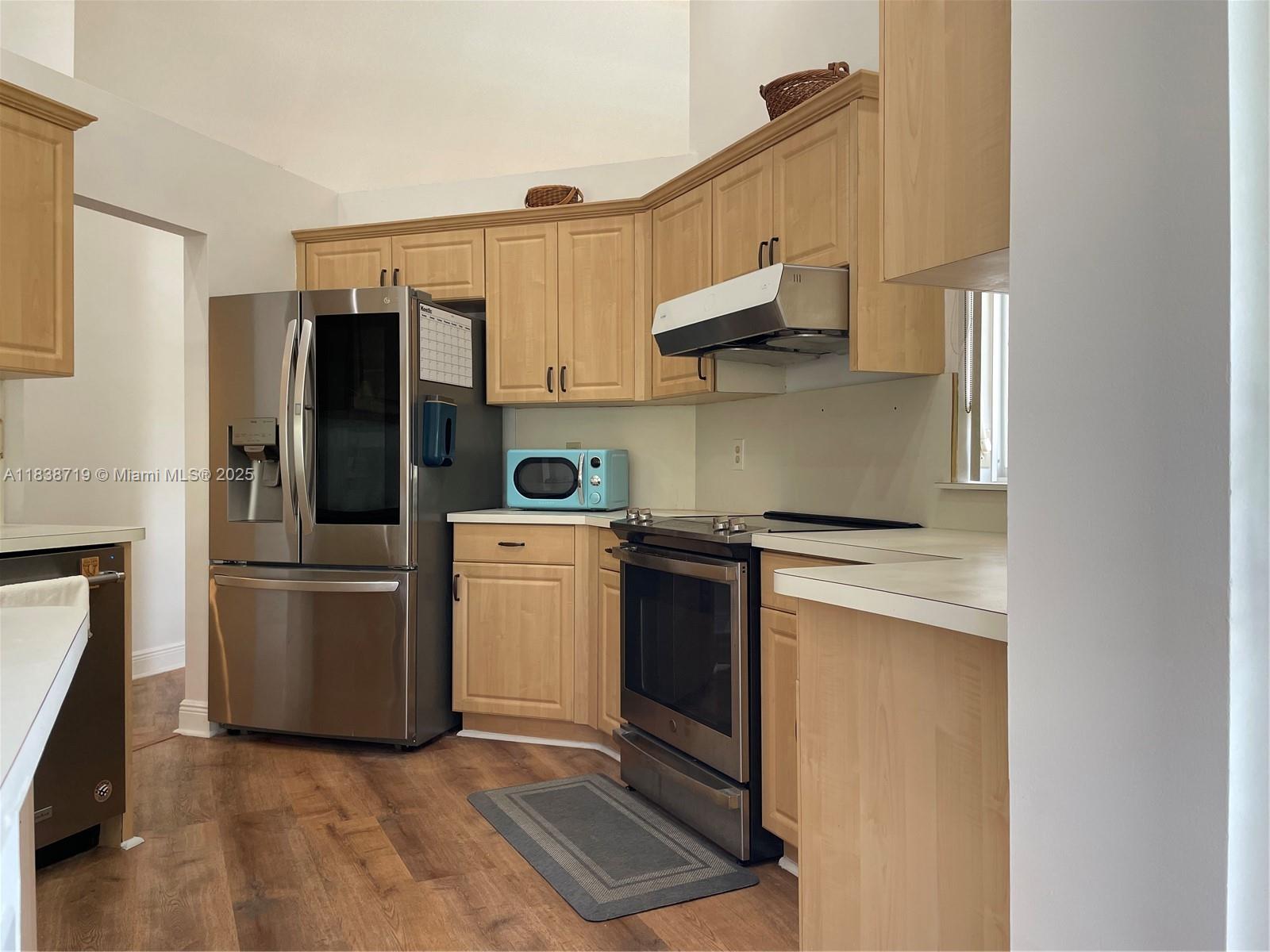 Property photo # 4