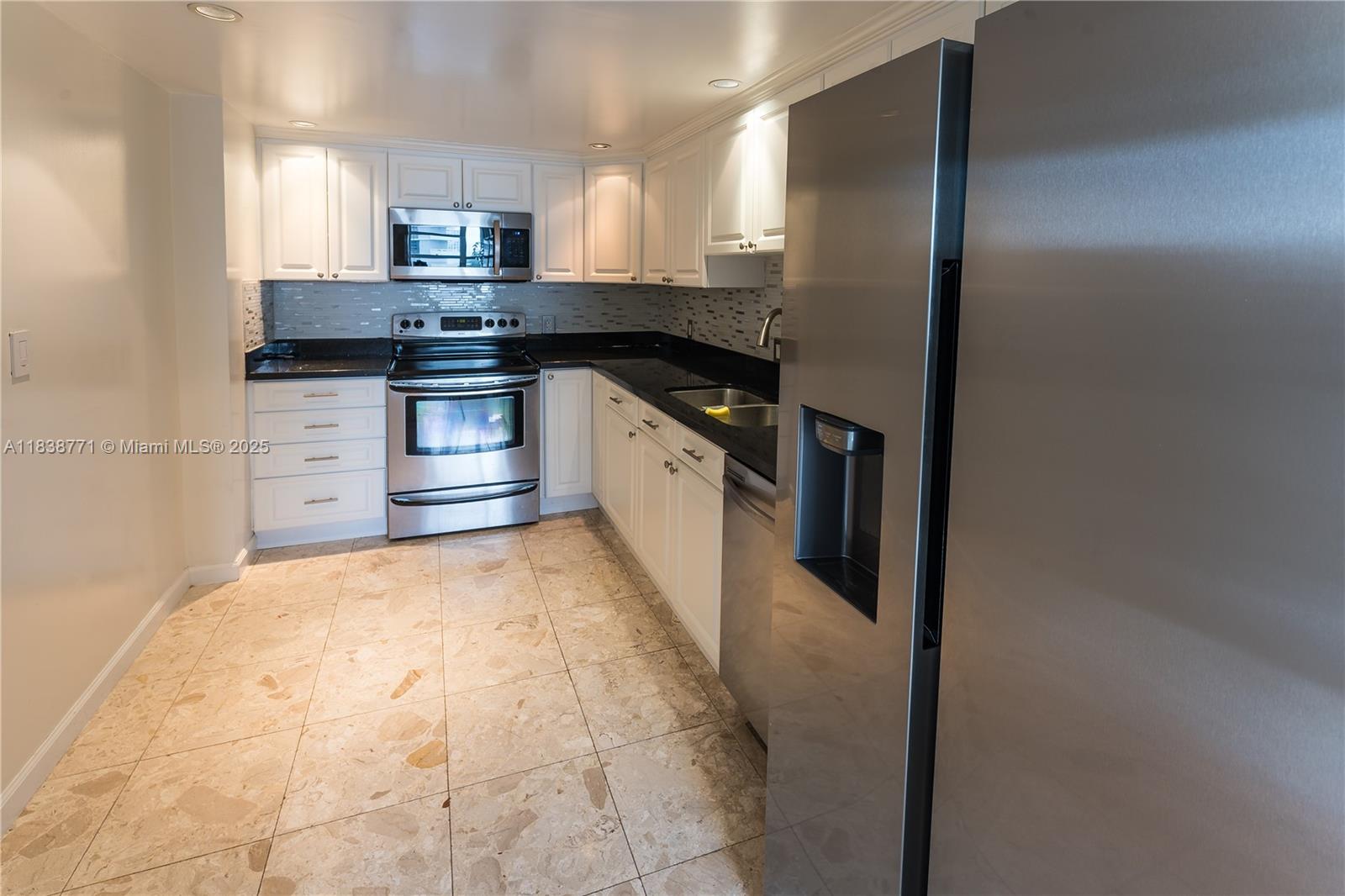 Property photo # 4